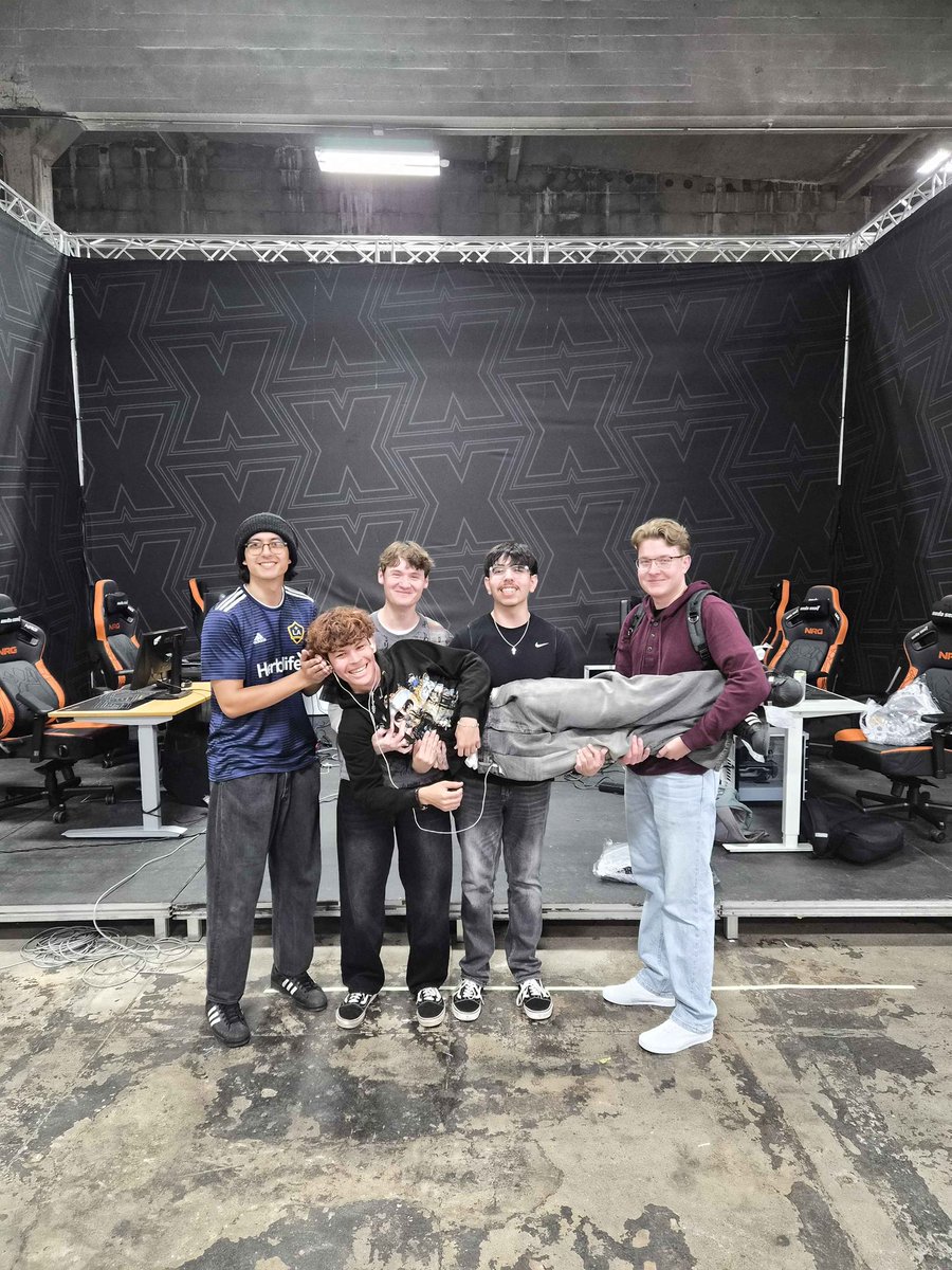 CSUNEsports's tweet image. A huge thank you to @nrg for allowing us to host this Rocket League showdown!! We had such an amazing time Thank you for collaborating with us @uclaesports and hopefully we can again soon! Also thank you @sony for the Sony INZONE H9 II Headset!
#enterthering | #nrg | #sony