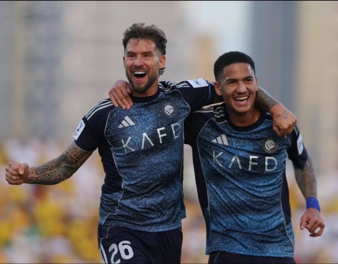 رياضي فاضي tweet media