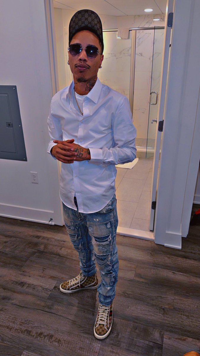 tonyflockaaa's tweet image. Daddy 😈😎 #Dallas #Detroit #Bi #DL