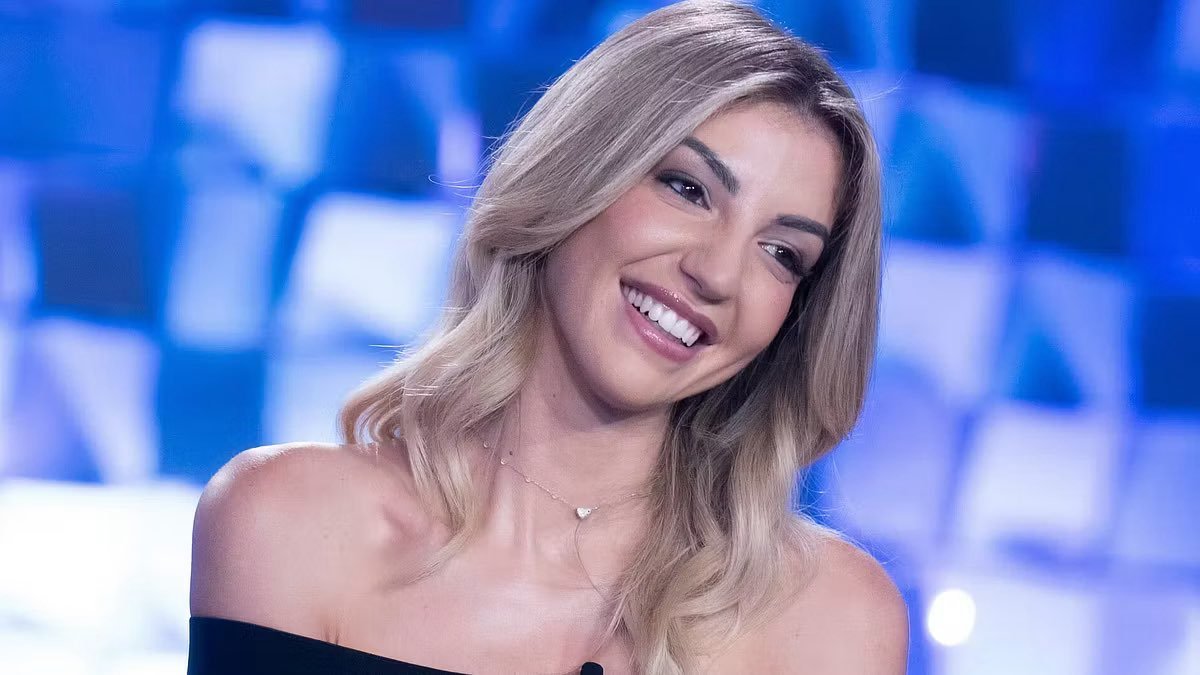 Rossella ✨, Rhea Ripley tweet media