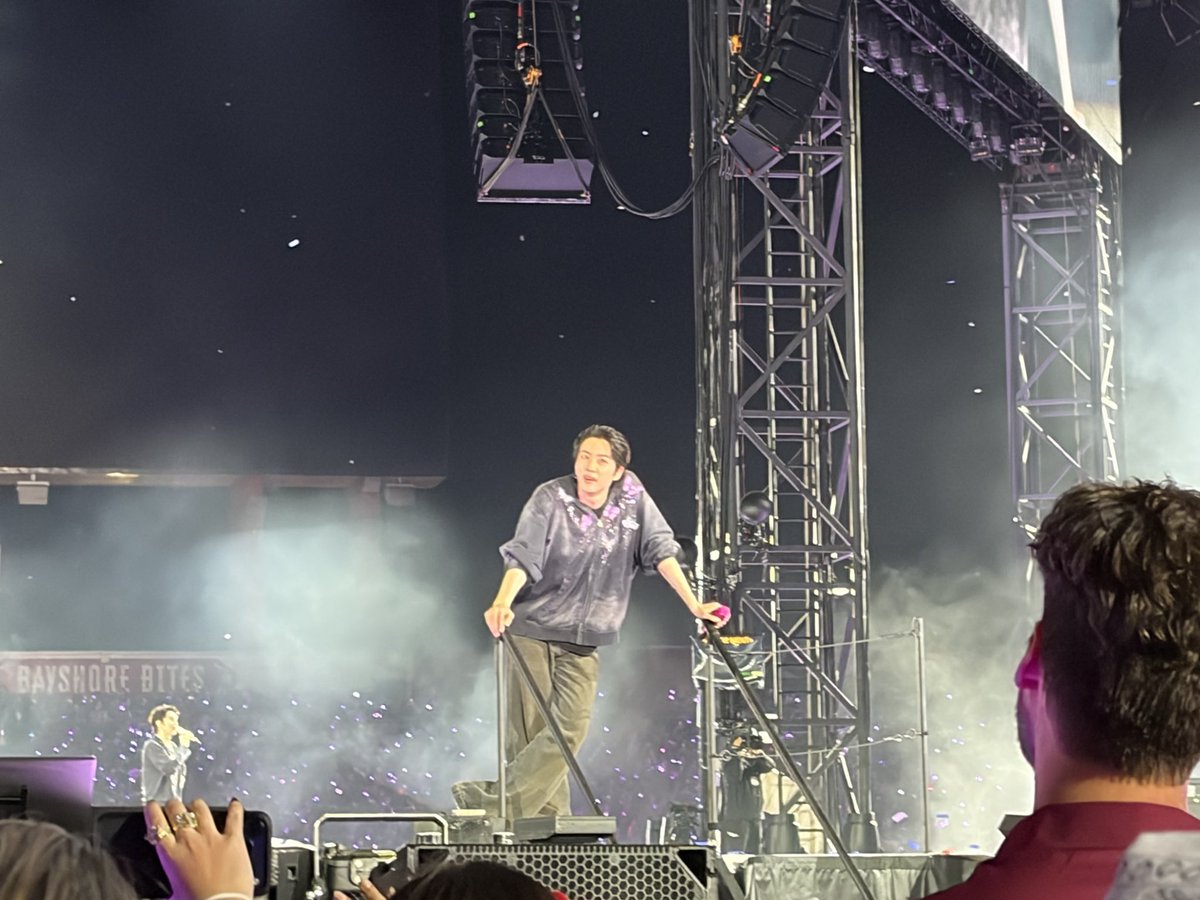 meggeu⁷ tweet media