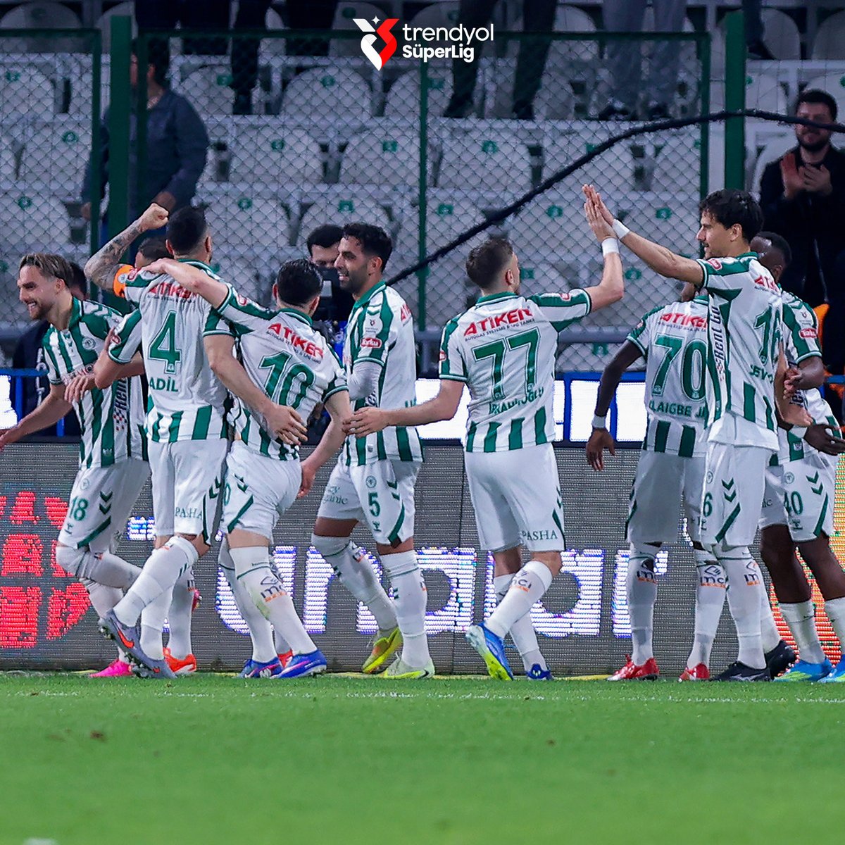 superlig's tweet image. Ne performans ama 🔥🔥

Son 6 maç, 5 galibiyet, 1 beraberlik 🤯

#TrendyolSüperLig I #FutbolaAşığızKüfüreKarşıyız | @konyaspor