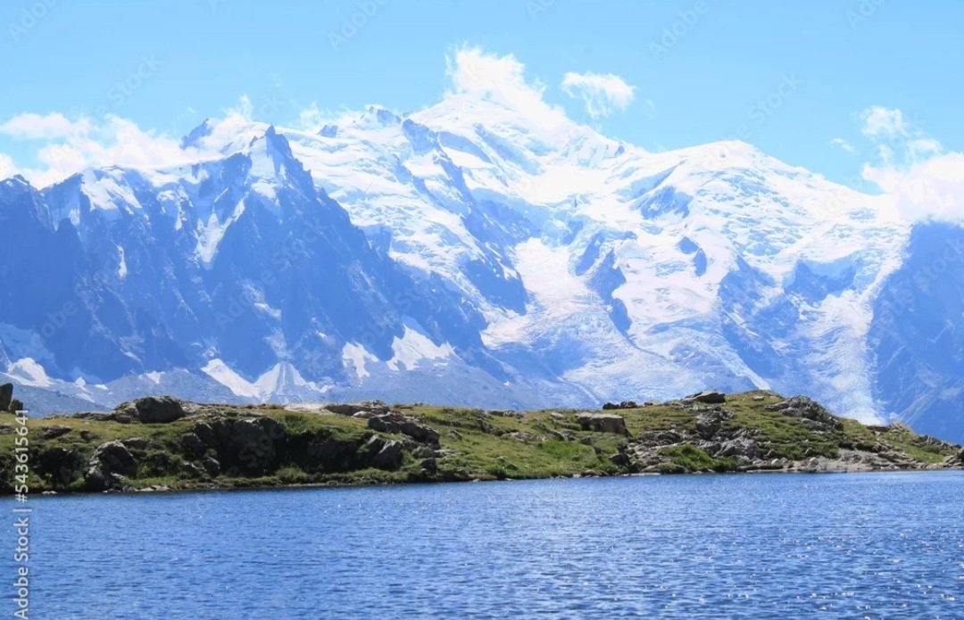 Travelsandphoto's tweet image. À Chamonix Mont Blanc. 
Photographie numérique à retrouver ici :

stock.adobe.com/fr/images/cham…

#Chamonix #montblanc #alps #mountains #hiking
