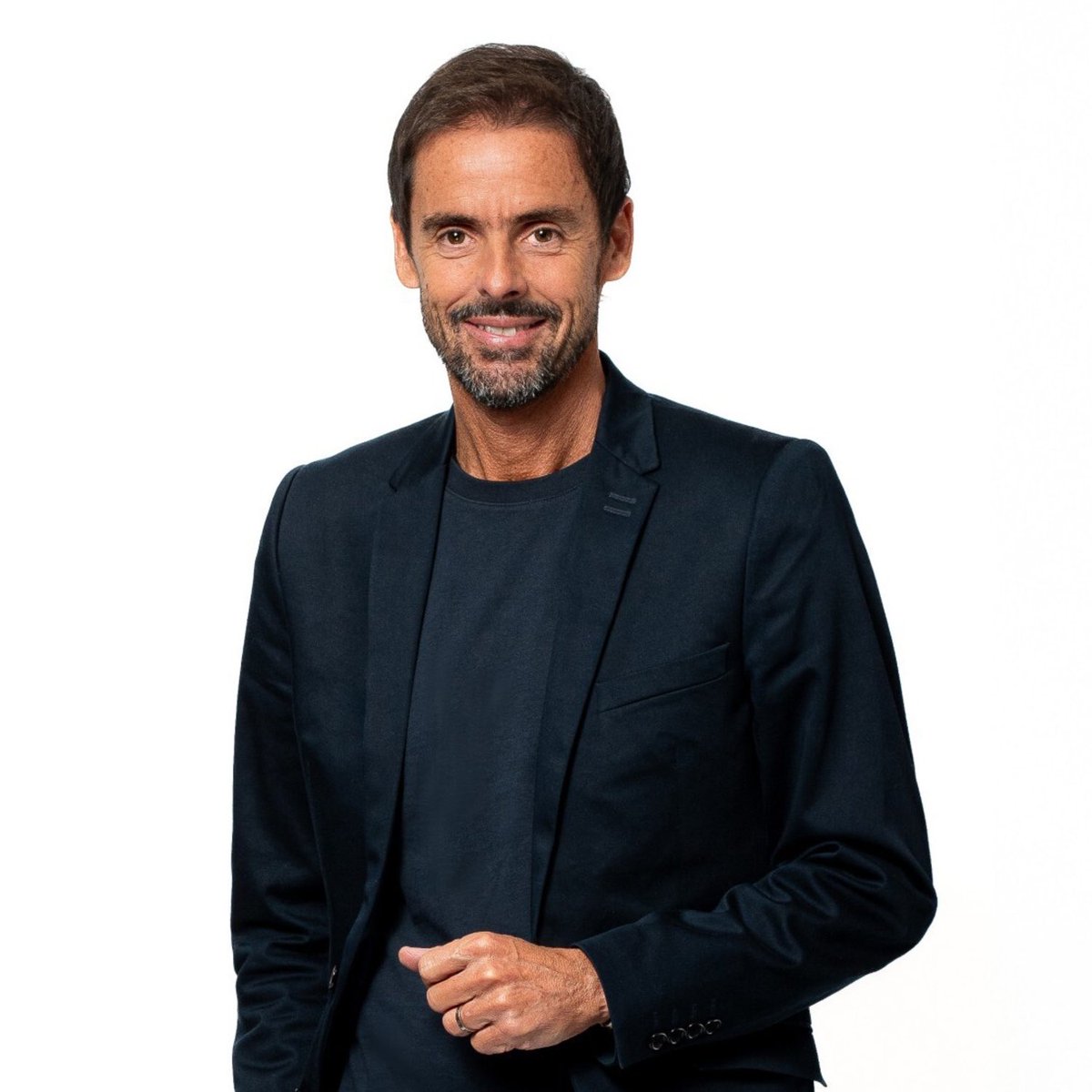 Medio River tweet media