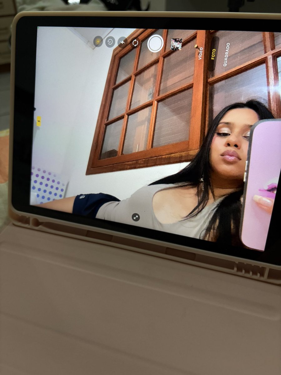 Goddess Persie • 29/05 🎂🥳 tweet media