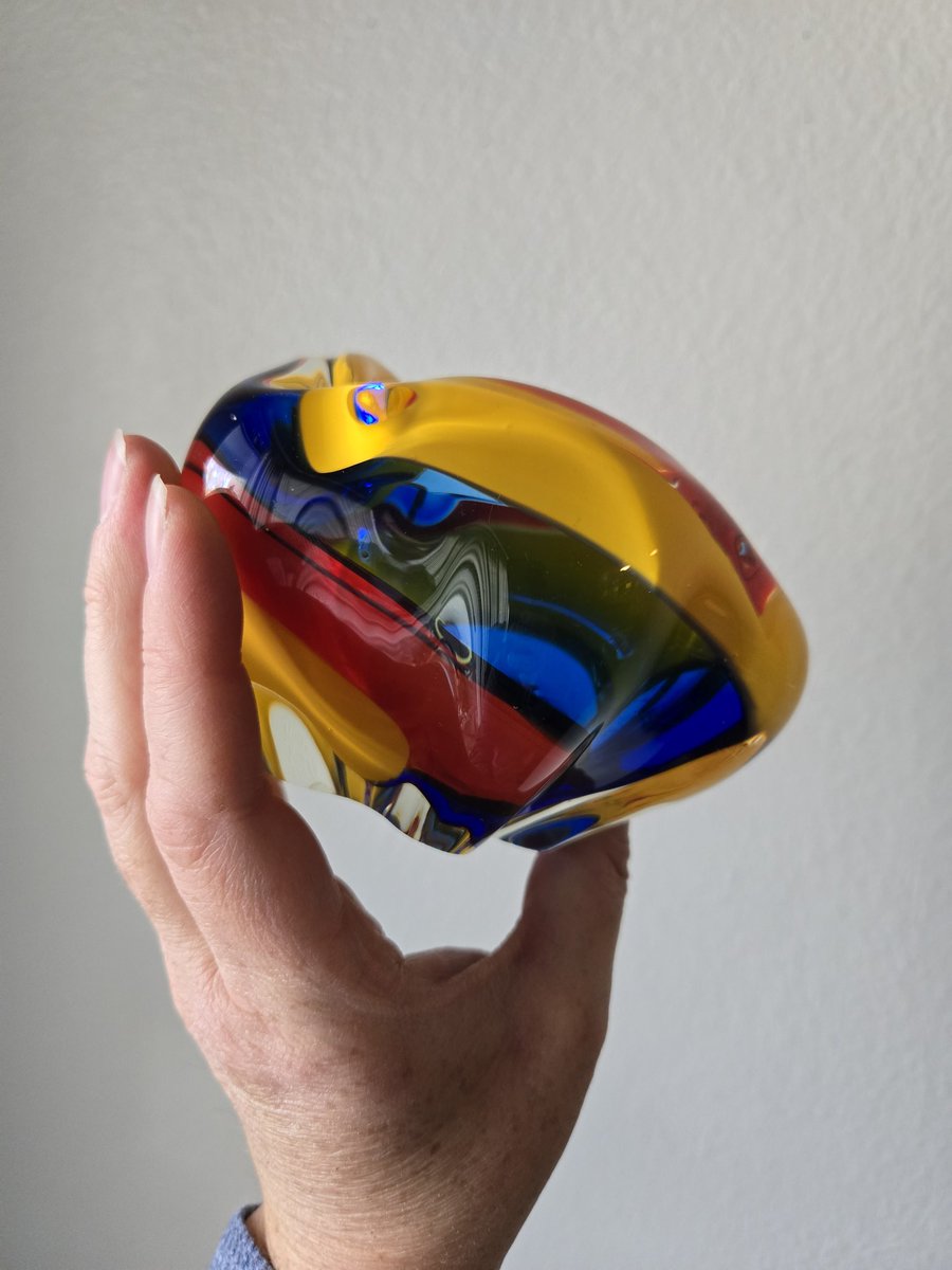 Zee's Pieces - Vintage & Handcrafted tweet media