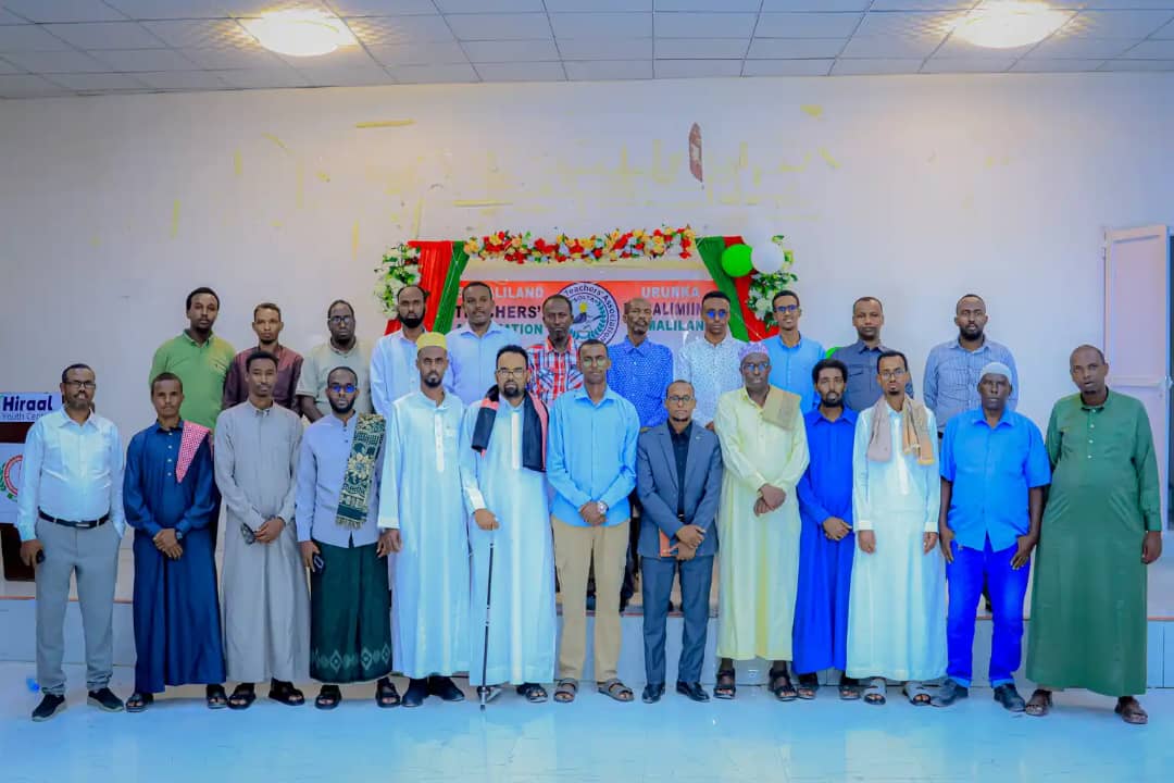 Soltateachers's tweet image. The leadership of SOLTA held a successful meeting with teachers in Hargeisa for a forum on the union’s journey, achievements, challenges overcome, and plans to strengthen teacher unity, quality education, &amp;amp; the teaching profession across #Somaliland. #SOLTA #Education #Teachers