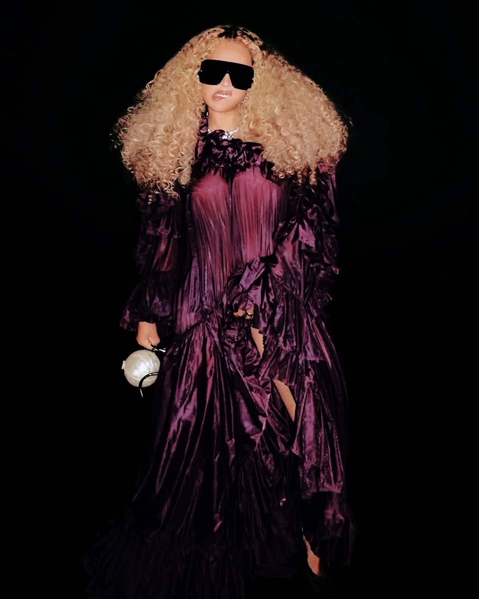 —— ★★★. tweet media