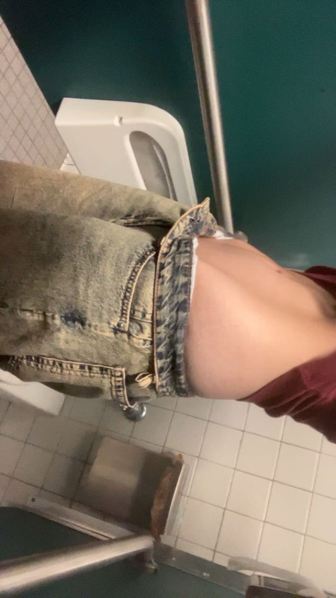 theheartgoes's tweet image. Wait I feel tea #bodycheck #avgspo #thinspo #edtwtㅤ