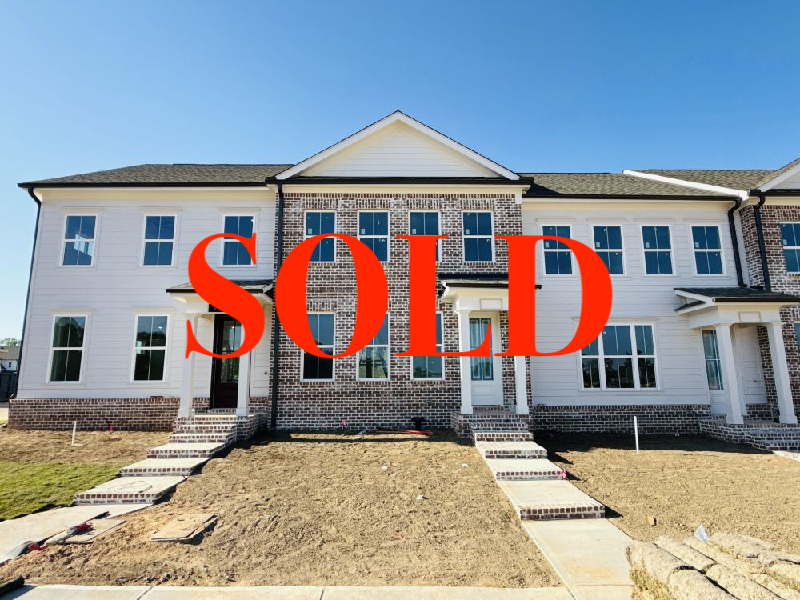 DBlessingKW's tweet photo. 🏡 So excited for Hollie and Chase‼️
We had the privilege of helping this mother and son purchase a townhome in Auburn, and it turned out to be a great match! Wishing Chase a smooth move-in and a wonderful season ahead in his new place! https://t.co/FFmkOHRAS7