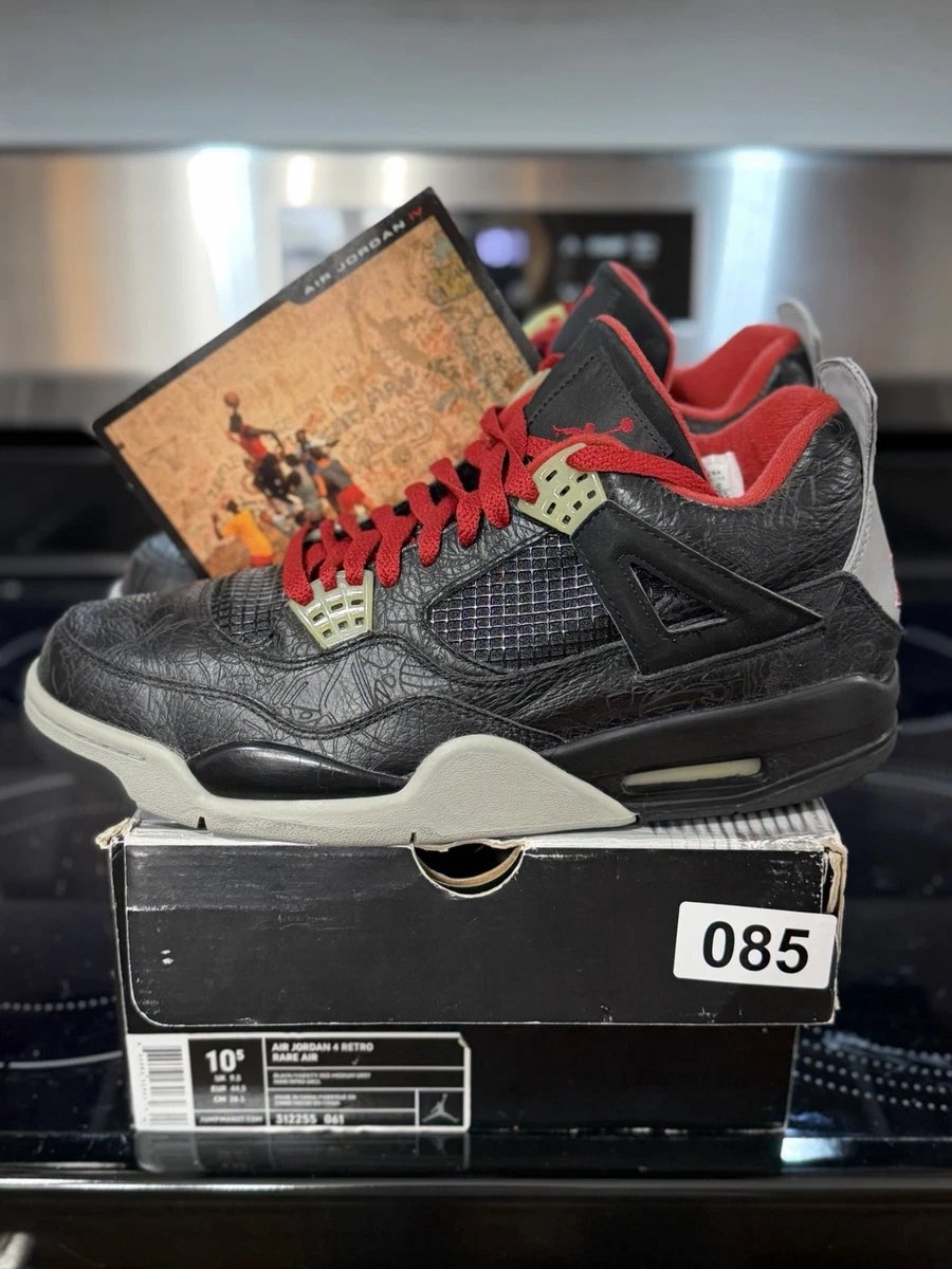 JustFreshKicks tweet media