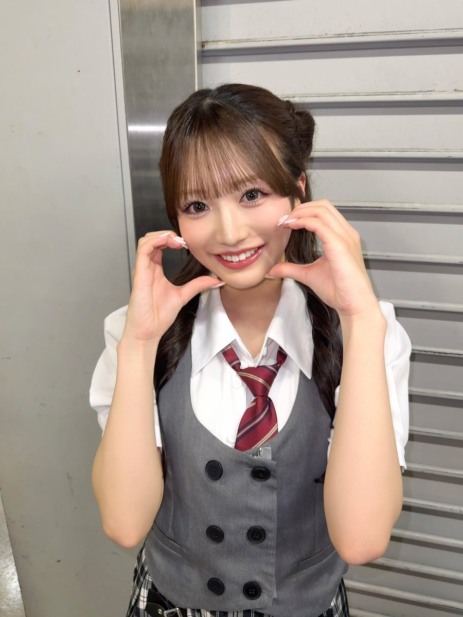 おはようございます☁️ྀི

本日記者会見12:00〜/ LIVE17:30〜
 〖UP-T × AKB48 Group新CM発表会 &amp; PREMIUM LIVE 〗
〜 全組揃うって、普通にヤバくないですか? 〜 
に出演させていただきます🪄◝✩
よろしくお願いします☺️♡