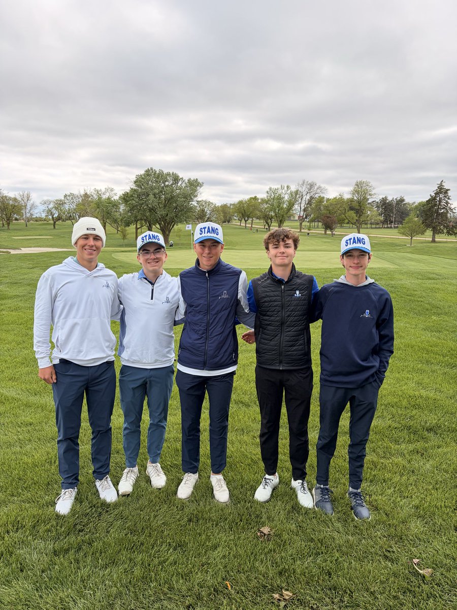 MNBoysGolf's tweet photo. Varsity hit the road today for the Beatrice Invite and brought home a 4th place team finish!

Two medalist 👏🏼👏🏼👏🏼
Max Goodwin @maxgoodwin_1 13th place 🏅
Carter List @list_carter17 15th place🏅
#stangs #mnboysgolf

@MNHSActivities @MillardNorthHS @AaronBearinger https://t.co/z2mxBQOVLC