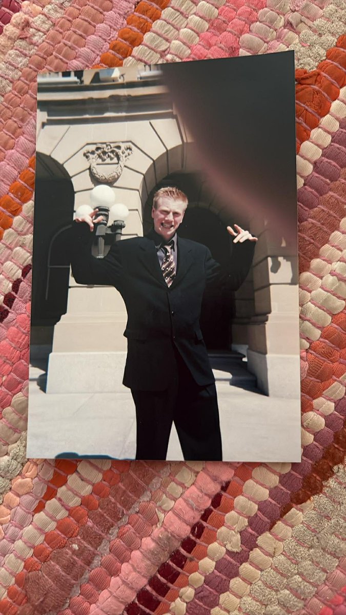 yeah... no tweet media