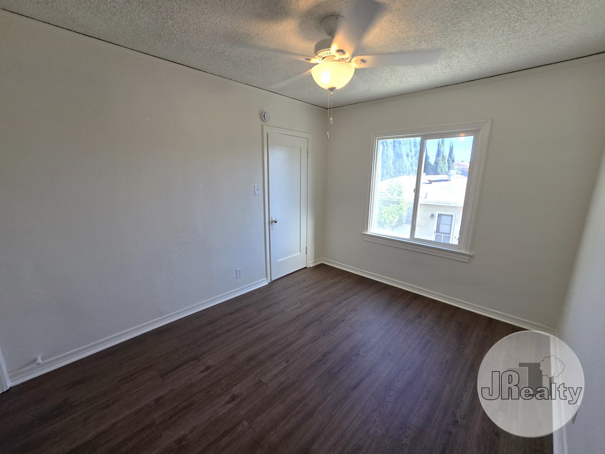 jrealty's tweet image. 121 W Lomita Ave B, Glendale, CA 91204

For showings: jrealty.rentkabob.com/rental?a=121_W…

#JRealty, #PropertyManagement, #Glendale, #apartment, #forrent, #forlease

Listed by Dylan Gallagher DRE# 02036528
