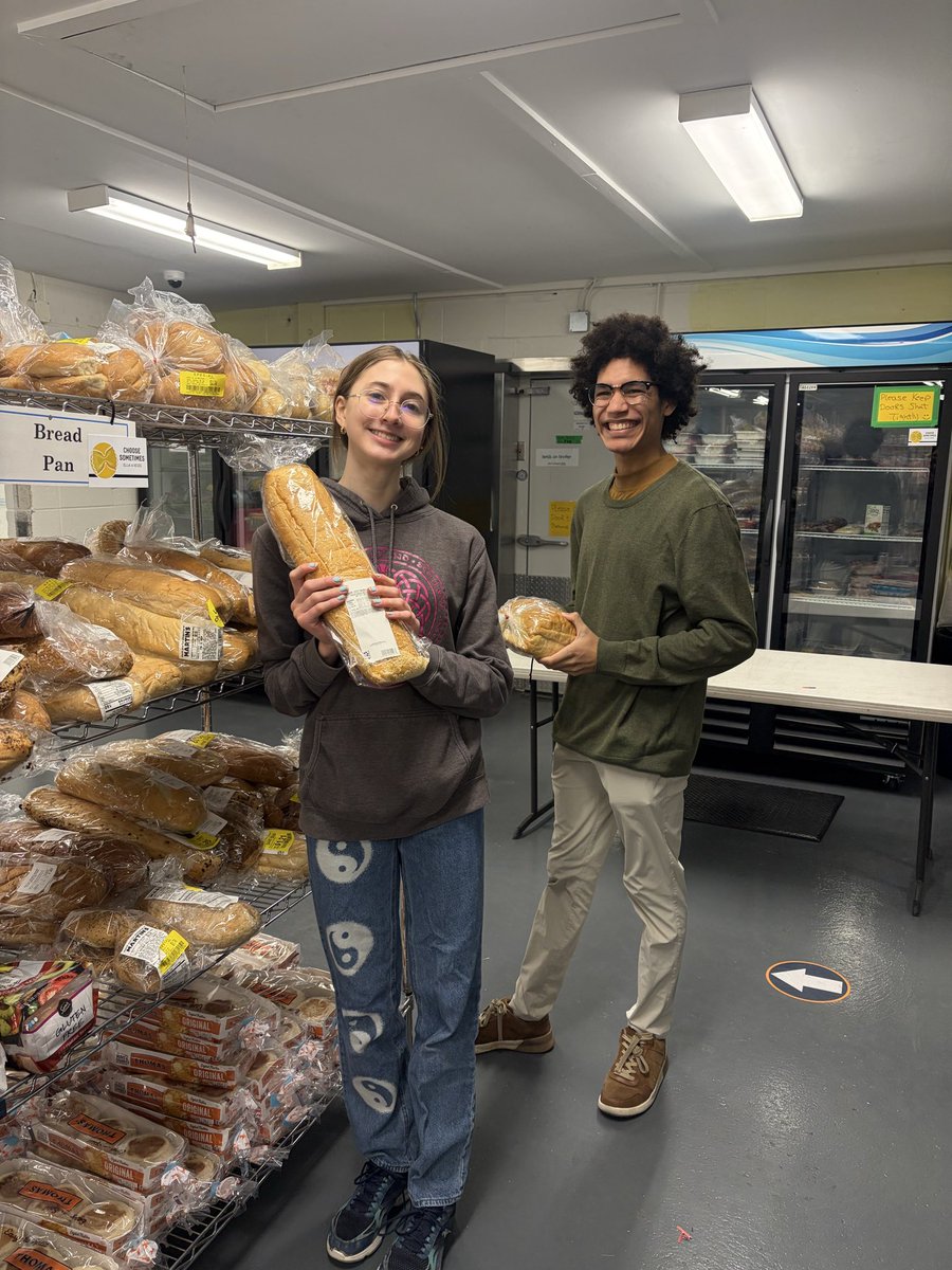 HandleyInteract's tweet photo. CCAP 🛒🤝 https://t.co/yIkZXLezGs