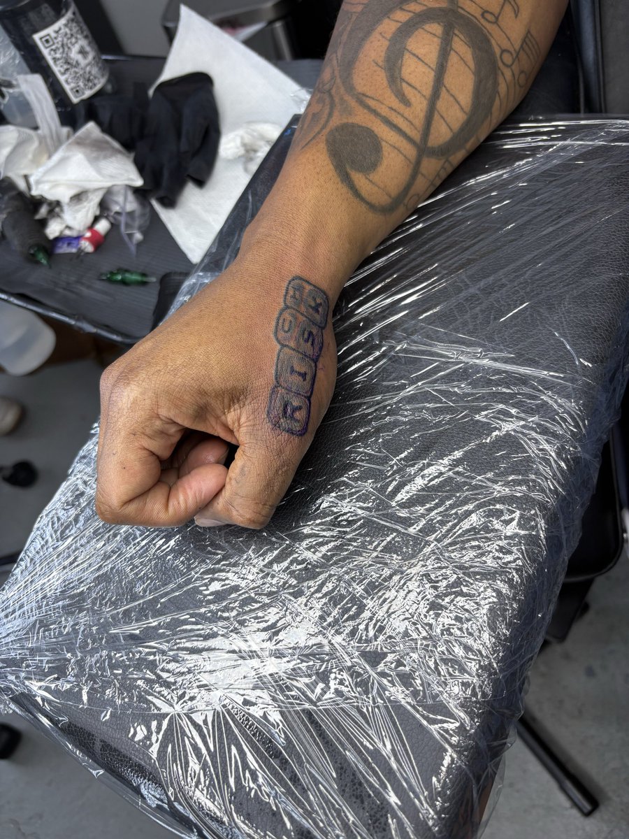 Tattoos x D tweet media