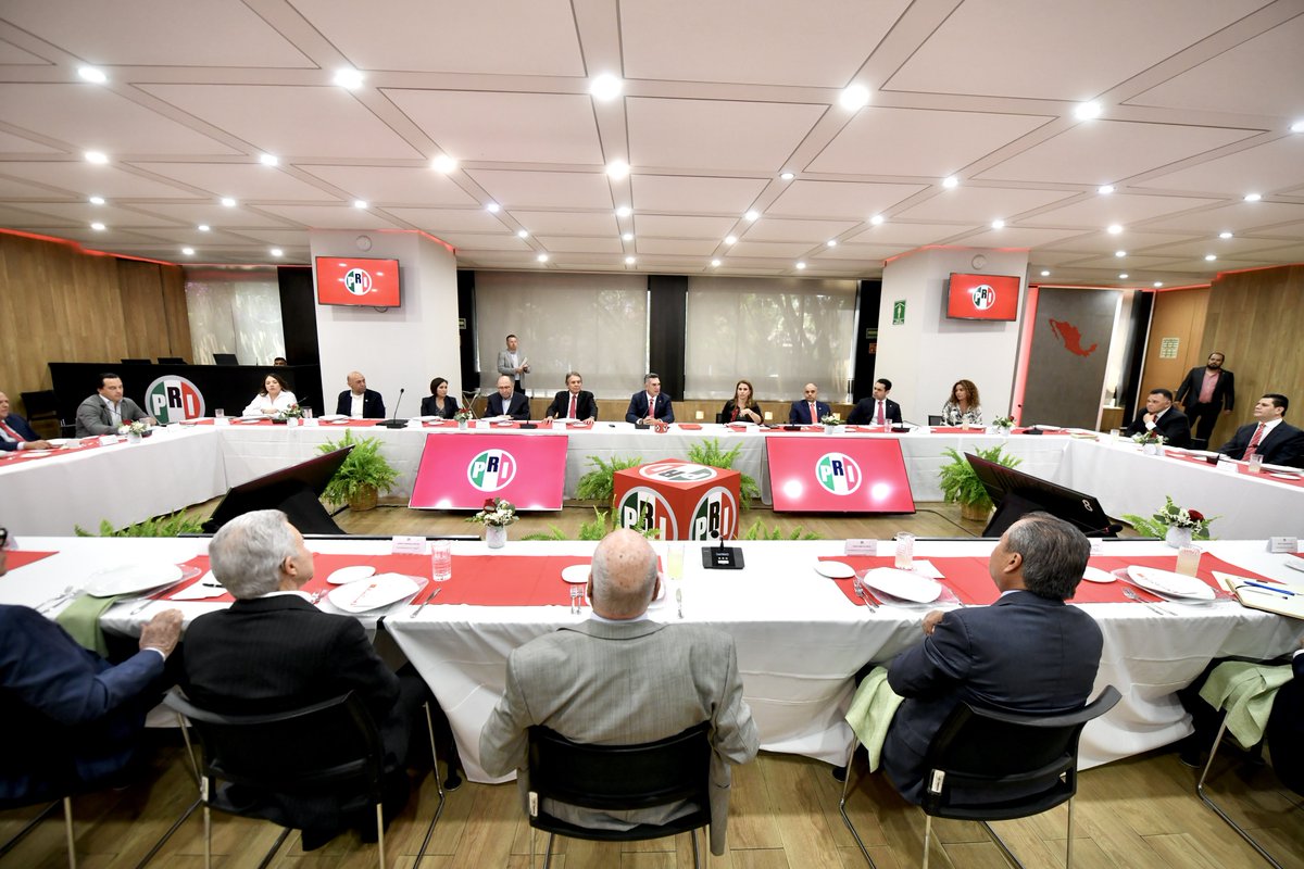 Alejandro Moreno tweet media