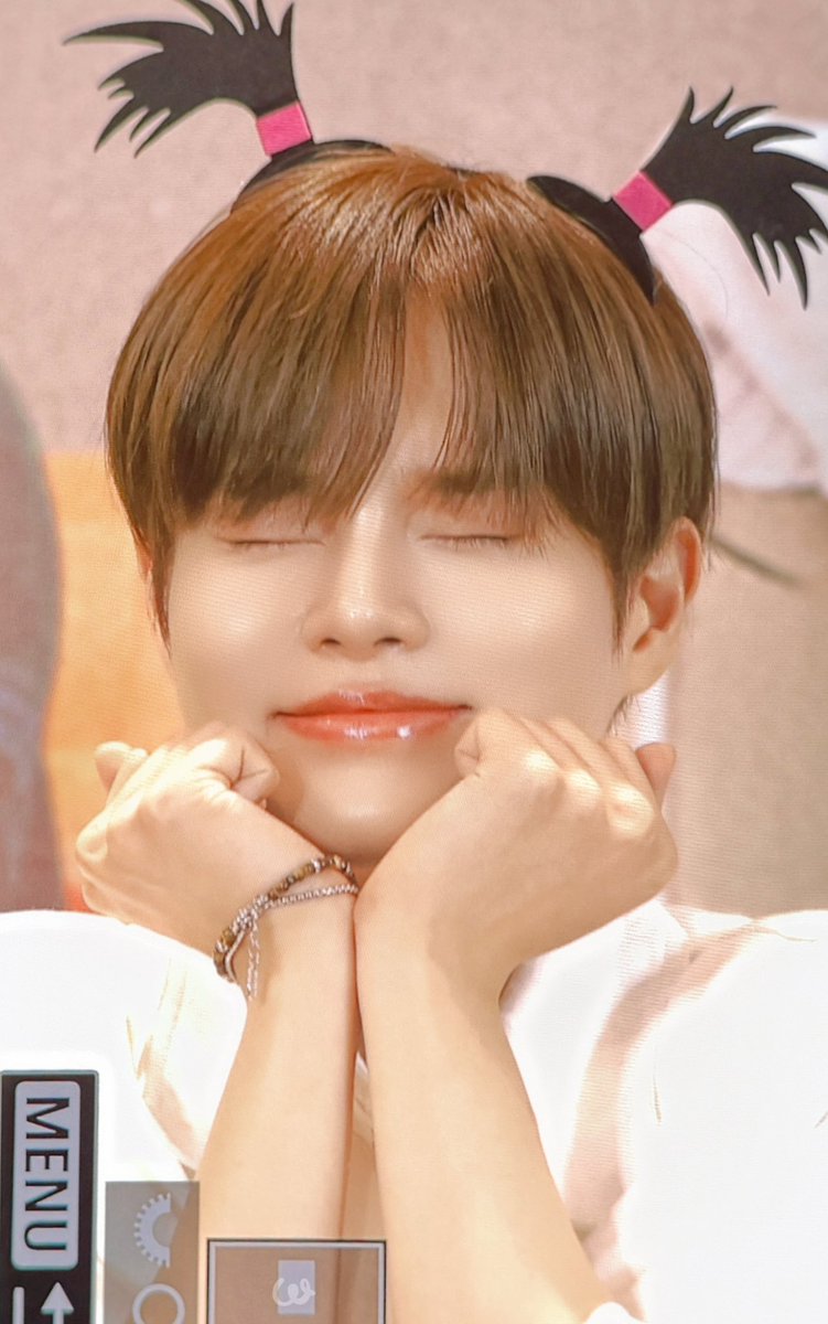 Chidaaaaaaa_T's tweet image. น่ารักอ่ะ น่ารักอ่ะ น่ารักอ่ะ น่ารักกกกกกกก😍😍

#이대휘 #LEEDAEHWI #DAEHWI 💜