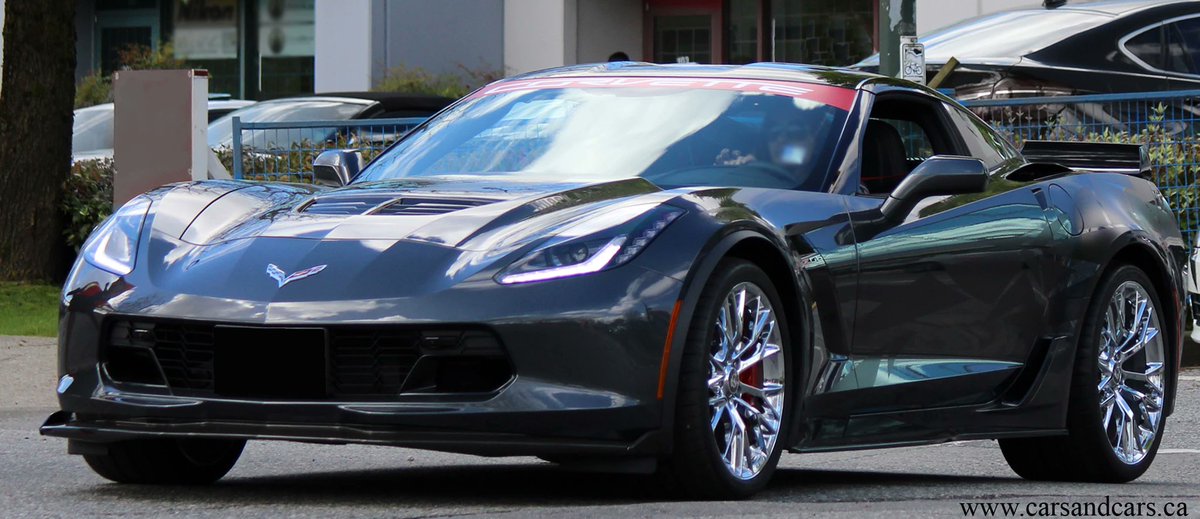 carsandcars_ca's tweet image. Chevrolet Corvette

 #Chevrolet #Chevy 
 chevrolet.carsblitz.com