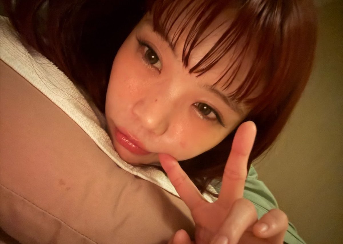 92THE_END's tweet image. タイ🇹🇭はバンコク経由で
プーケットに行って
波乗り🏄‍♀️した思い出~
海きれいだったᵕ̈*

アイナちゃん！今日も素晴らしいライブになりますように♪

#アイナジエンド
#PICNIC