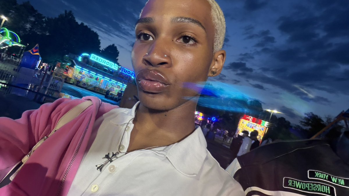 ihydrey tweet media