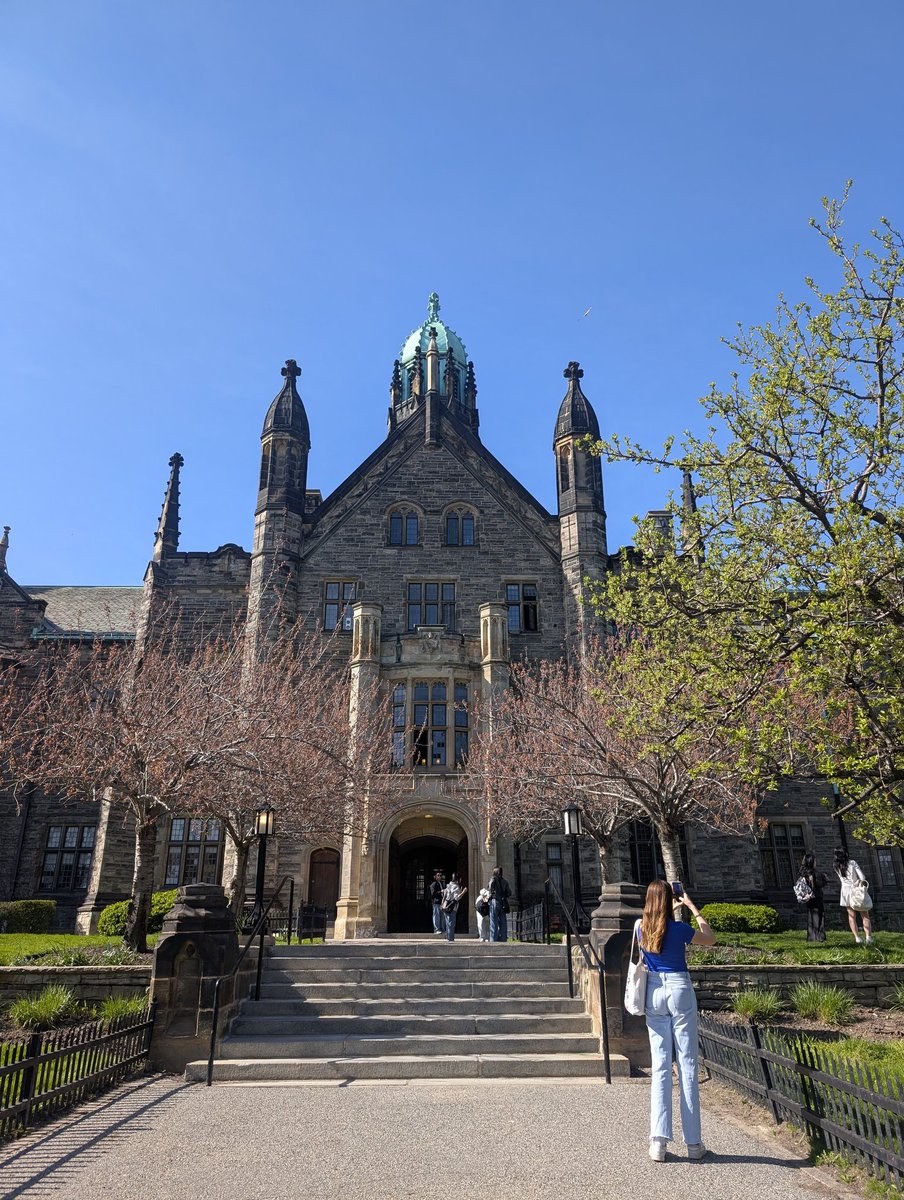 mellymaracuja's tweet image. #toronto