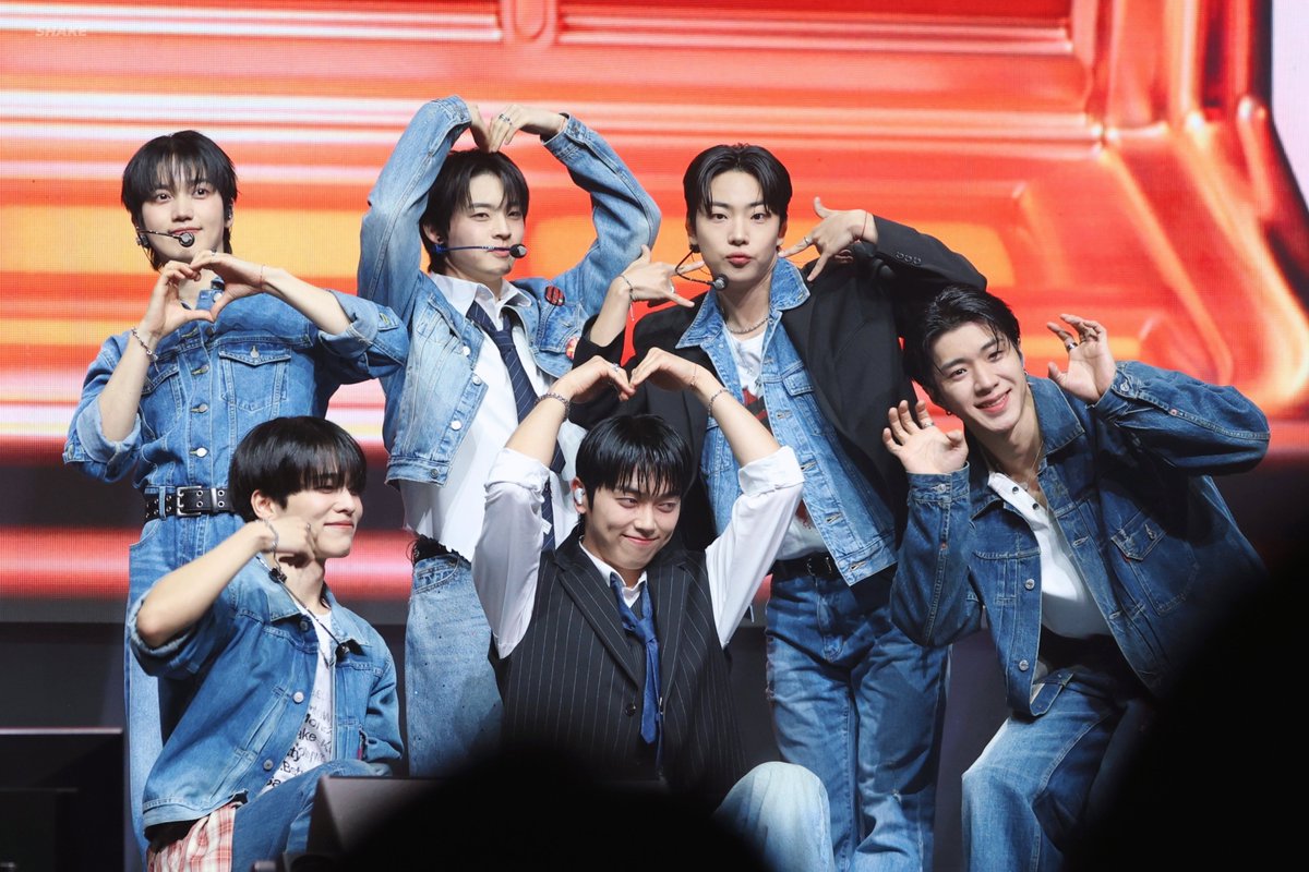 2026 ONF Fanmeeting [Re:Connect]

#온앤오프 #ONF