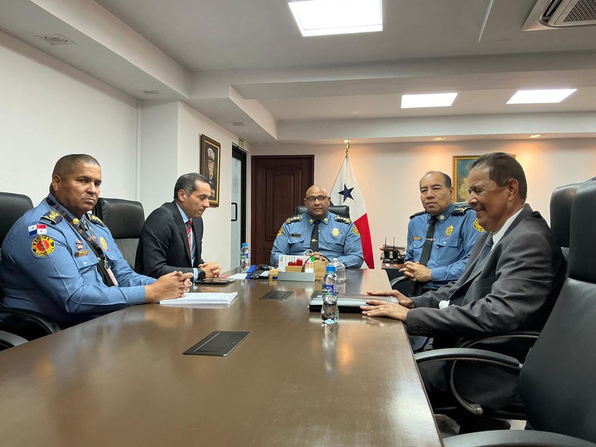 Bomberos De Panamá tweet media