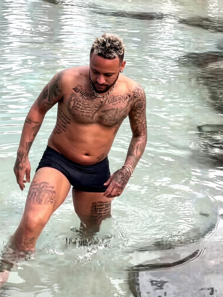 BannerBruce11's tweet photo. Neymar 🥵 https://t.co/UoYoLv0ks8