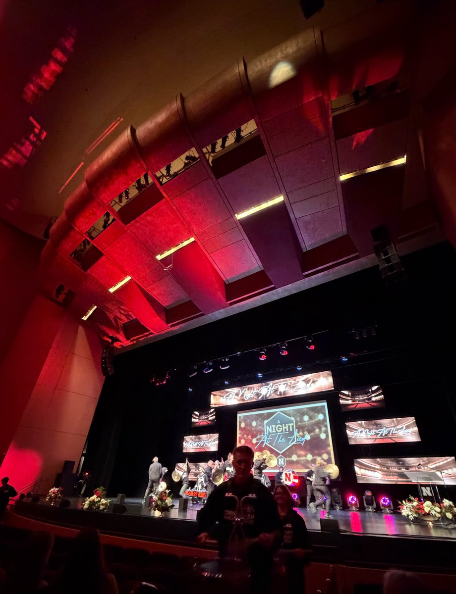 TylerJonKai's tweet image. 𝑨 𝑵𝒊𝒈𝒉𝒕 𝒂𝒕 𝒕𝒉𝒆 𝑳𝒊𝒆𝒅

An important night for us to pause and acknowledge the remarkable accomplishments from our @Huskers student-athletes. #GBR 🔴🌽⚪️