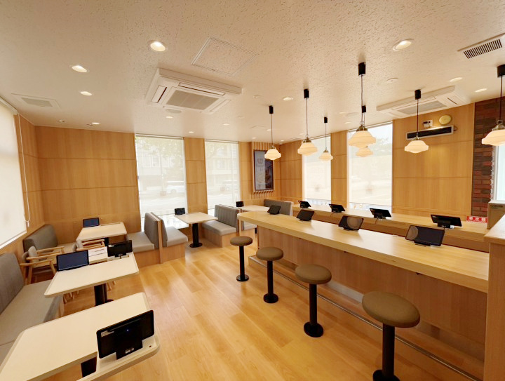 OsdOkinawa's tweet photo. オーエスディーが出店のお手伝いをしましたこちらの店舗は 近隣で琉球大学医学部・附属病院の開学・開院し これからますます活気が期待されるエリアです
お近くにお越しの際は、ぜひご利用ください。

#すき家宜野湾普天間店 #オーエスディー #沖縄店舗開発 #沖縄土地活用 https://t.co/9WhqbuA8O8