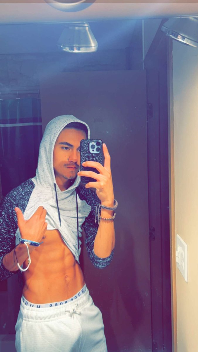 Jonas 🇮🇹🇭🇳 tweet media