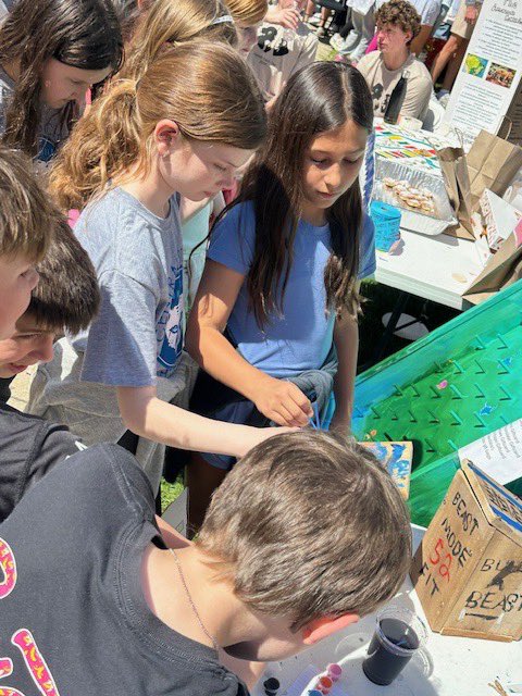 central4h's tweet photo. Thank You HMHS for an amazing Earth Day expo! @CentralES1 @HaddonSchools @HaddonfieldHS https://t.co/agwsNn4H2D