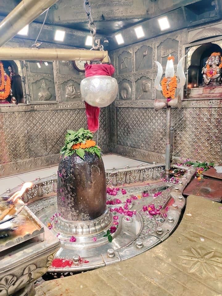Subhash12531111's tweet photo. हर हर महादेव 🙏🚩 https://t.co/pkmY6w2OpX