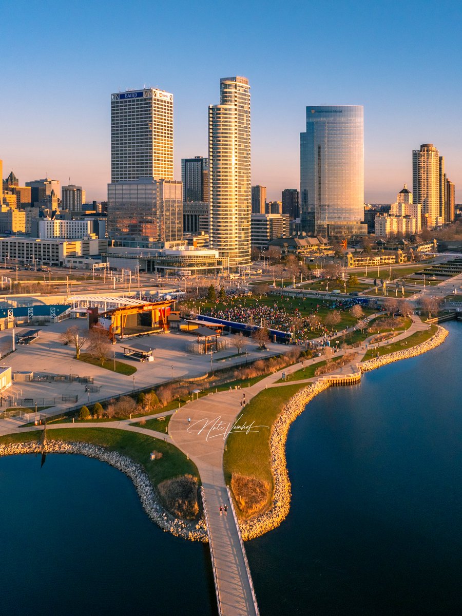 This city is so pretty. #milwaukee