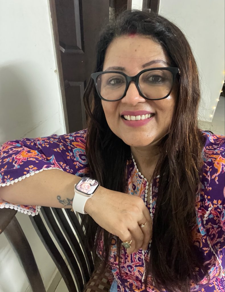 advjyotijha's tweet image. “Every sunrise is proof that second chances exist
Strength doesn’t mean never falling—it means always getting back up”..

#goodmorning 
#TuesdayThoughts 
#advjyotijha