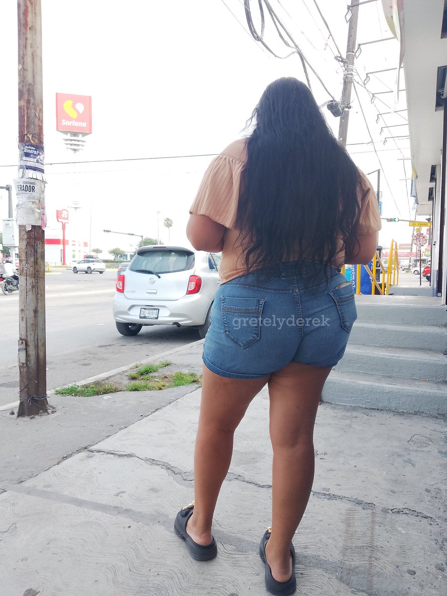 Gretel & Derek tweet media