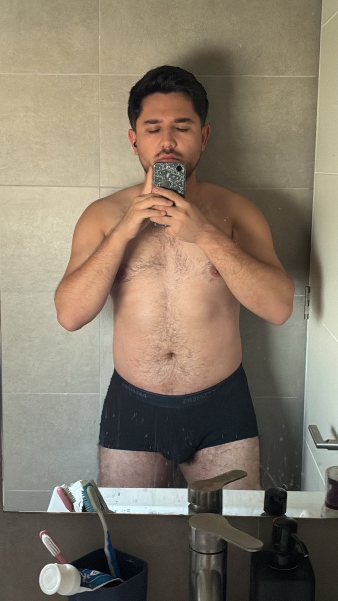 🟣nico lópez oyarzún (el/he) tweet media