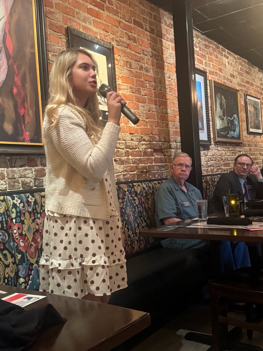 Christiana Corley tweet media