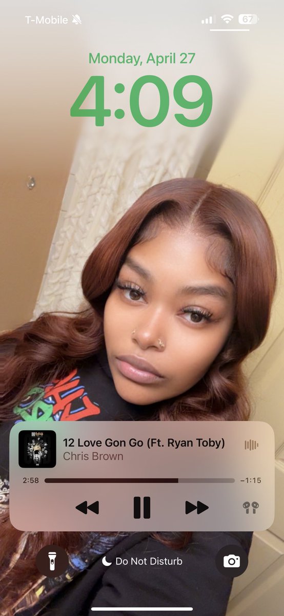 kootttaaa's tweet image. Liking all yall hate tweets while listening to Love Gon Go #balance