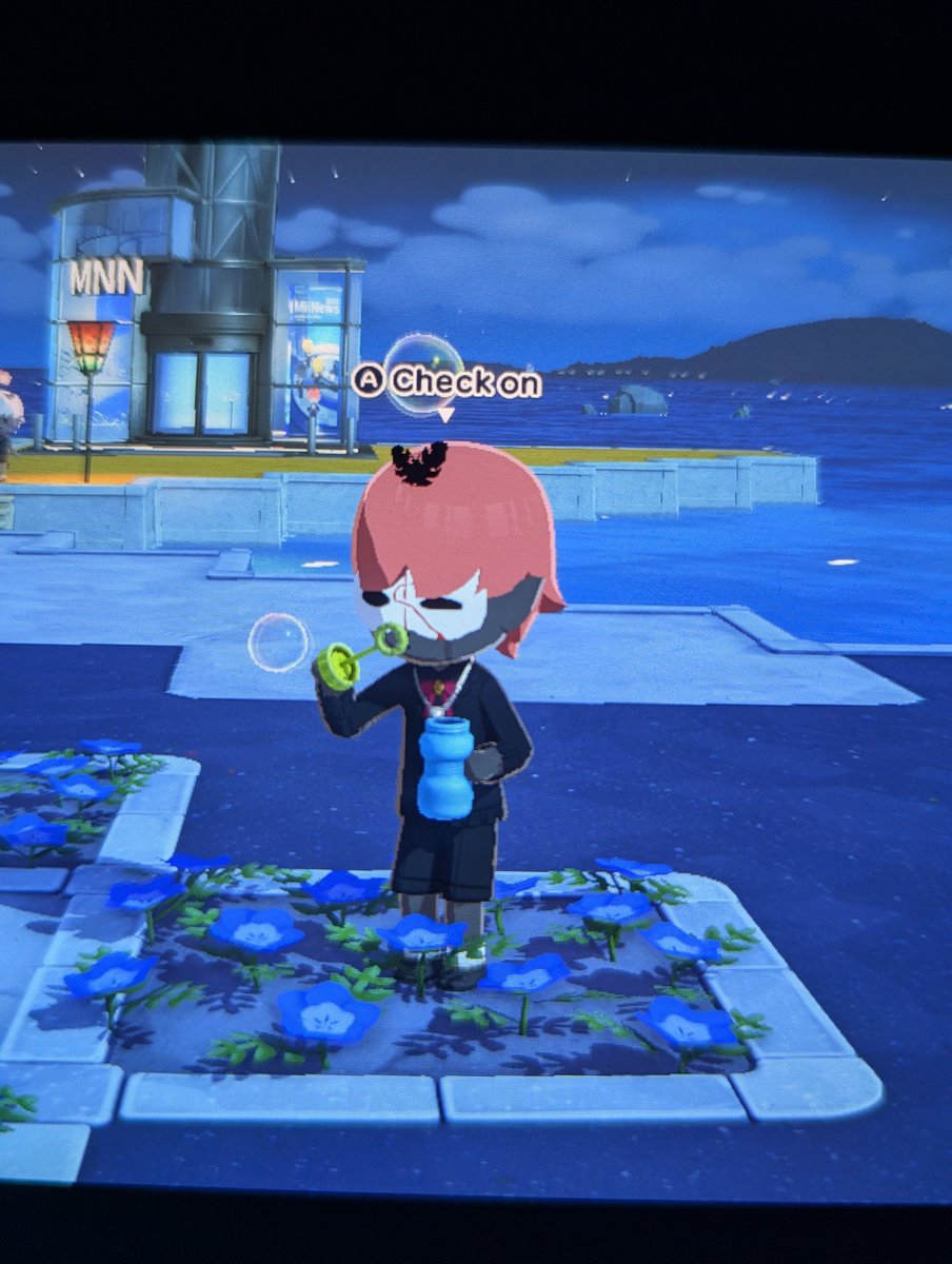 so vessel randomly changed his hair to pink... so pink flamingo he be ...