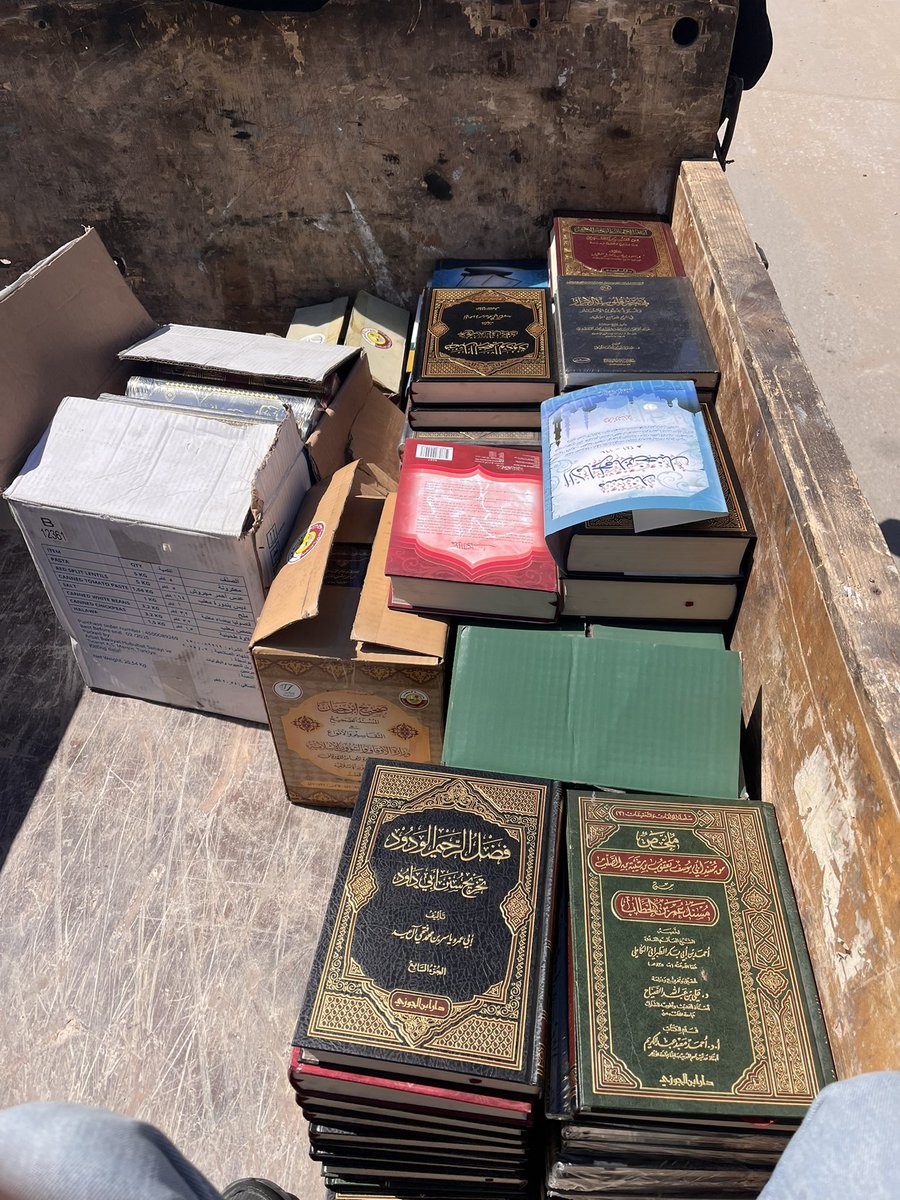 OmarHamadD's tweet photo. We’ve provided new books for the phoenix library, where every book stands as a phoenix of its own. https://t.co/4kePbvAVJB