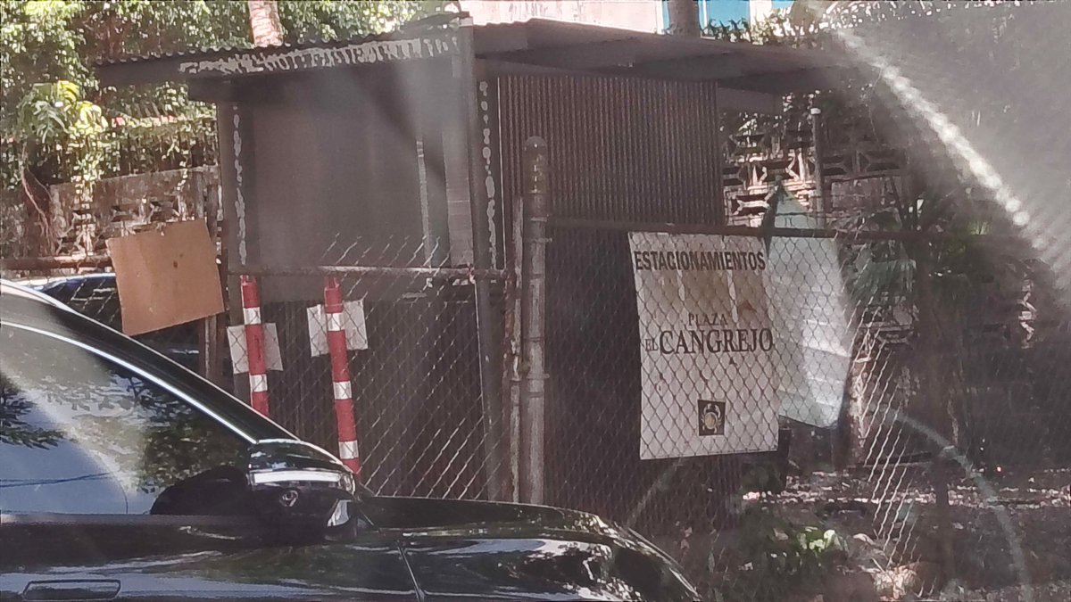 Raulga84's tweet photo. @JCBellaVista
Por qué el sr que esta ahí dice que esto es privado y nunca está abierto al público? https://t.co/hOpUAxyOky
