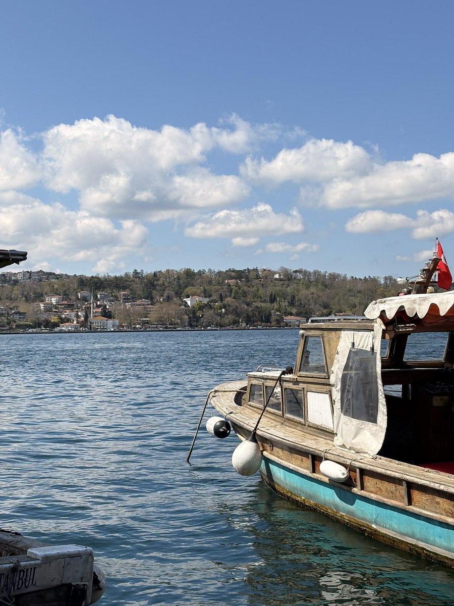 hanneyildizz's tweet photo. istanbul mavisi https://t.co/5TtI6evpDL