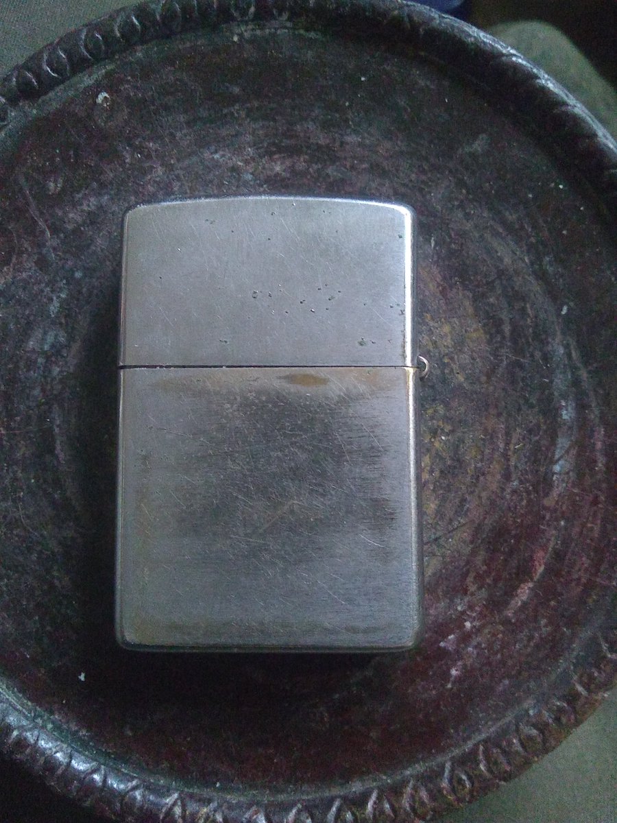 Toneknob7714's tweet image. I've been looking for a 1980 Zippo for decades. 79-81 are easy to find, but 1980 was for some reason, a year I could never find until a few weeks ago. It just showed up. It was broken, but I restored it in less than 5 minutes, and now it's all good to go! #Zippo