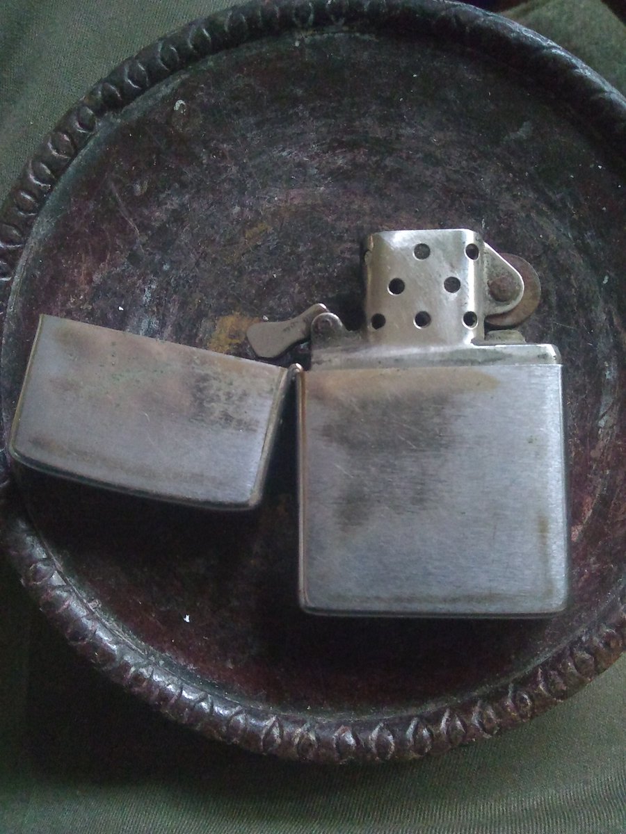 Toneknob7714's tweet image. I've been looking for a 1980 Zippo for decades. 79-81 are easy to find, but 1980 was for some reason, a year I could never find until a few weeks ago. It just showed up. It was broken, but I restored it in less than 5 minutes, and now it's all good to go! #Zippo