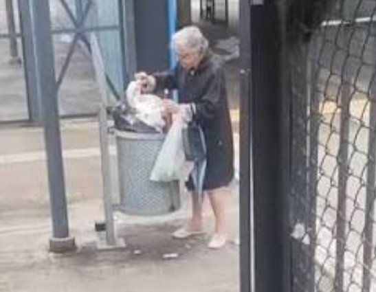 Si esta foto NO te jode, sos LIBERTARIO. Aunque digas que no, es sí.