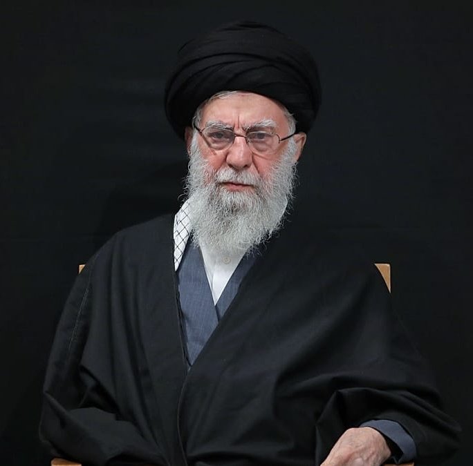 موژی tweet media