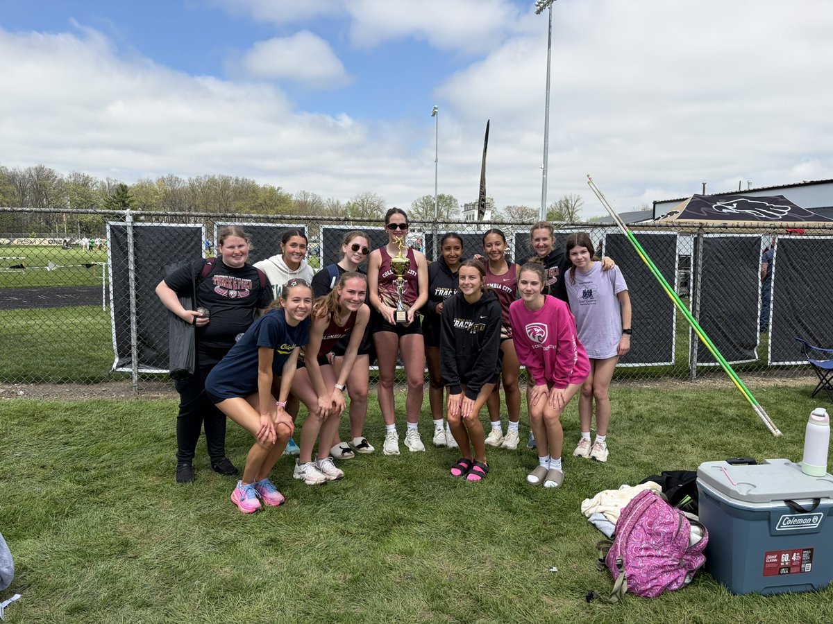 CCityEaglesAD's tweet photo. Over the weekend we had 2 team bring home some hardware!

Girls Tennis won the Wawasee Invite!
Girls Track won the Turtle Town Invite!

Great job to all of these great athletes! https://t.co/RY6tENvrFn